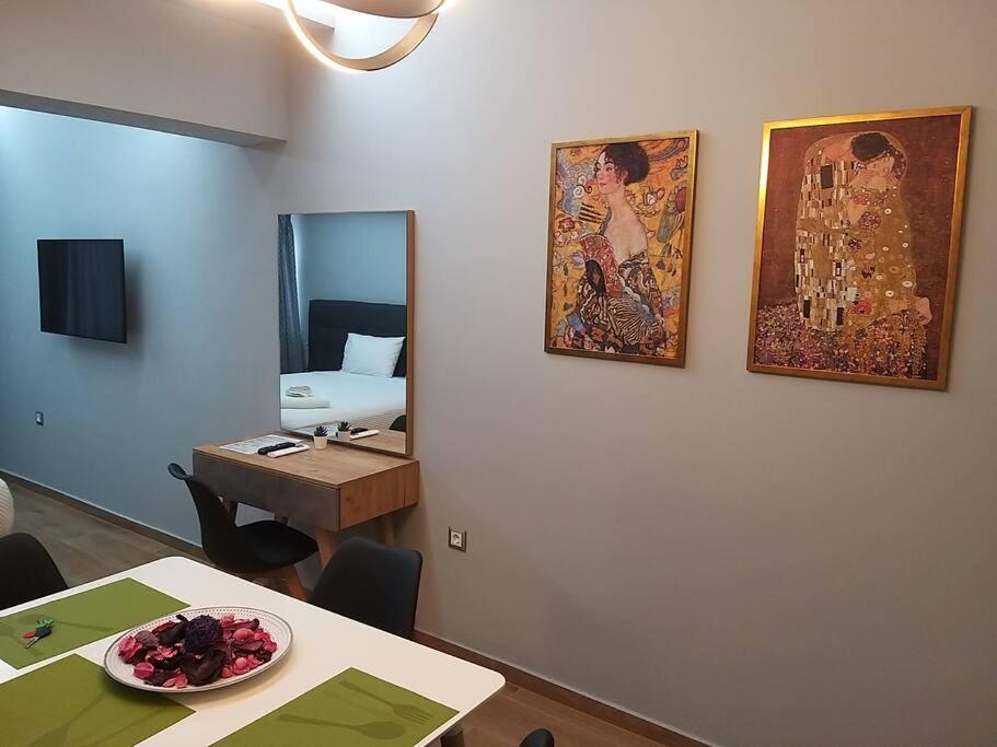 Ferienwohnung Urban House Aiolou Athen Exterior foto